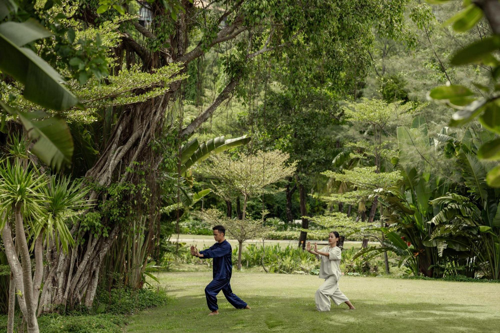 Banyan Tree Lang Co Hotel Bagian luar foto