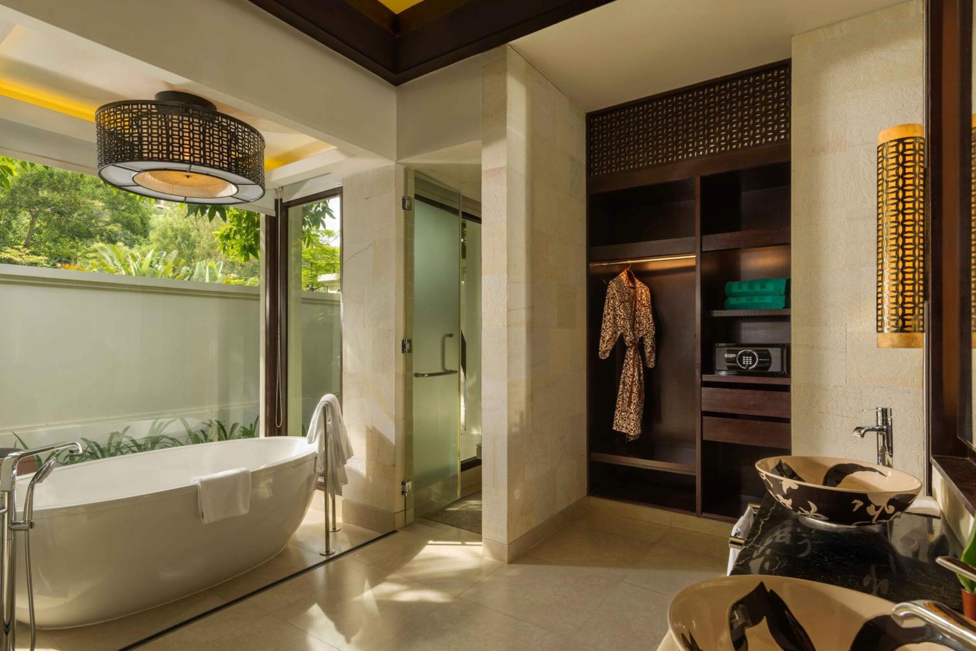 Banyan Tree Lang Co Hotel Bagian luar foto